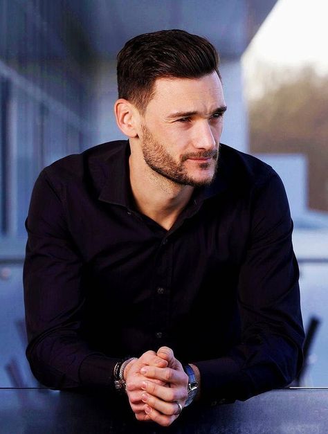 Hugo Lloris, Gents Hair Style, 2022 Fifa World Cup, Tottenham Hotspur Fc, Antoine Griezmann, Play Soccer, Tottenham Hotspur, Boy Hairstyles, Man Crush