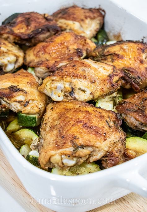 Rosemary Chicken with Courgettes (Zucchini) - Manila Spoon Chicken Thighs And Zucchini Recipes, Chicken Zucchini Recipes, Chicken Thigh Casserole, Baked Bone In Chicken, Zucchini In The Oven, Crockpot Chicken Thighs, Chicken Leg Recipes, Zucchini Casserole, Chicken Drumstick Recipes