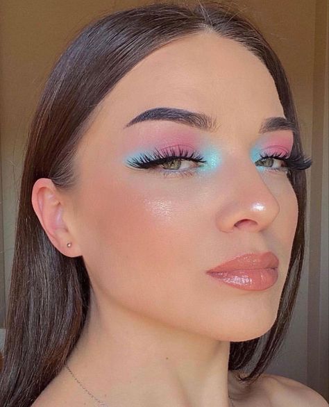 Most Creative Halloween Costumes, Halloween Costumes 2022, Pink Eye Makeup, Retro Makeup, Rave Makeup, Fairy Floss, Pink Eye, Eye Makeup Pictures, Ethereal Makeup