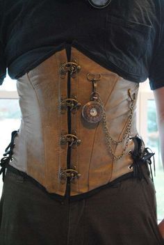 http://www.instructables.com/id/How-to-make-a-steampunk-corset-busk/ Steam Punk Diy, Steampunk Halloween Costumes, Steampunk Creations, Steampunk Witch, Larp Costumes, Imperator Furiosa, Steampunk Outfits, Cheap Corset, Steampunk Costumes