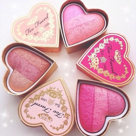 too faced blush | Tumblr Makeup Pinterest, Makeup Materials, Alat Makeup, Magical Makeup, Beauty Make-up, روتين العناية بالبشرة, Trendy Makeup, Too Faced Makeup, Makeup Room