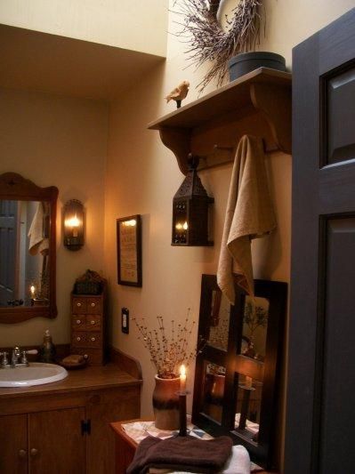 primitive entryway ideas | Found on images.search.yahoo.com Primitive Bathroom Ideas, Colonial Bathroom, Primitive Bathroom Decor, Primitive Bathroom, Country Baths, Primitive Bathrooms, Primitive Homes, Country Bathroom, Prim Decor