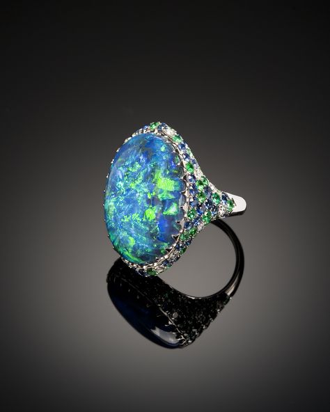 Fabulous black opal ring from Silverhorn Jewelers www.silverhorn.com #opal #ring #silverhorn Black Gemstones, Black Opal Jewelry, Black Opal Ring, Rare Gemstones, Pink Gemstones, Fantasy Jewelry, Vintage Jewels, Gothic Jewelry, Opal Ring