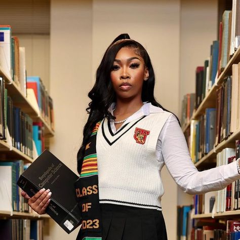 Ebony B😈 on Instagram: "IT Girl📚🎓 (Literally😎) • • • May 13th, 2023 I Will Be Graduating Tuskegee University With A B.S. In Computer Science Information Technology & A Full Time Position! I Am Thankful For The Personal Growth After These Last Few Years. I Am Far From The Young Broken Girl Who Lost Her Sister Coming Into Tuskegee. Now As A Proud Alumna I Know You Were With Me Every Step Of The Way. James 1:12 “Blessed is the man who remains steadfast under trial, for when he has stood the tes Computer Science Photoshoot, Computer Science Women, James 1 12, Science Information, Graduation Pic, Tuskegee University, College Graduation Photoshoot, College Graduation Pictures Poses, College Graduation Pictures