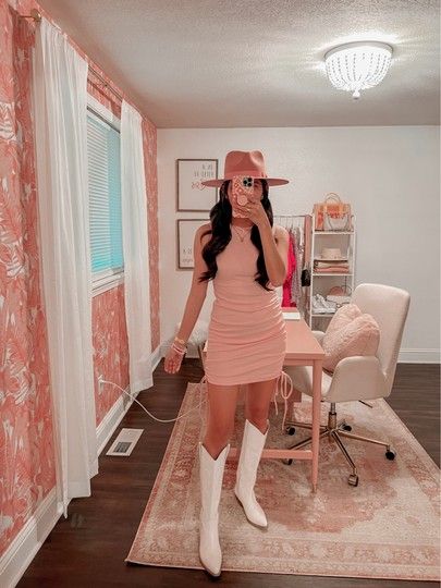 Western Outfits Women With White Boots, Light Pink Cowgirl Boots Outfit, White Cowboy Boots Outfit Spring, Dress And Cowboy Boots Outfit Wedding, Nashville Outfits Pink Boots, Pink Dress With Cowboy Boots, Pink Dress And Boots, Bodycon Dress With Cowboy Boots, Pink Dress White Boots