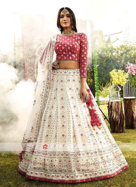 Beautiful Gown Designs, Long Blouse Designs, Silk Kurti Designs, Designer Bridal Lehenga Choli, White Lehenga, Indian Outfits Lehenga, Lehenga Designs Simple, Indian Bride Outfits, Traditional Indian Dress