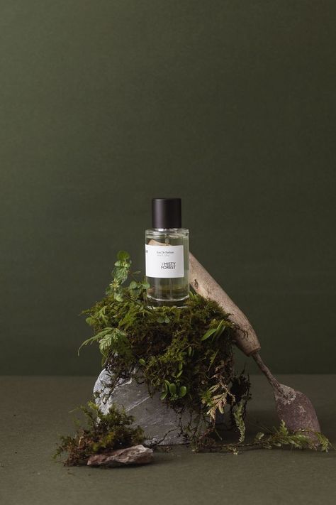 Moss Product Photography, Contemporary Product Photography, Candle Photoshoot, Xmas Gift Guide, Ingredients Photography, Fragrance Photography, Modern Plant Stand, Perfume Photography, Candles Photography