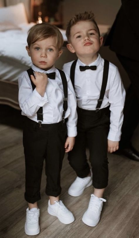 Boys Outfits For Wedding, Wedding Kids Outfits, Boys Wedding Guest Outfit, Page Boys Wedding Outfits, Wedding Outfit For Boys Kids, Ringbearers Outfits, Boy Church Outfit, Kids Wedding Outfits Boys