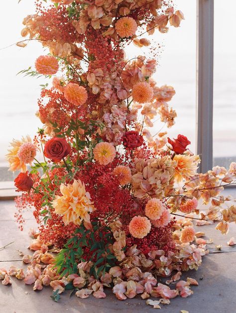 Sunset Wedding Arch, Sunset Wedding Flowers, Sunset Inspired Wedding Flowers, Sunset Florals, Sunset Color Floral Arrangement, Autumn Floral Installation, Tree Floral Installation, Sunset Decor, Fall Wedding Trends