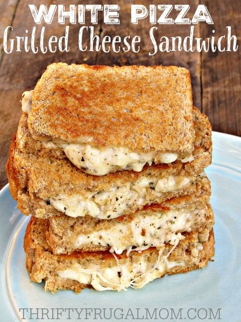 Best Grilled Cheese Sandwich Recipe, Best Grilled Cheese Sandwich, Pizza Grilled Cheese Sandwich, Grilled Cheese Sandwich Recipe, The Best Grilled Cheese, Different Cheeses, Food Sandwiches, Cheese Sandwich Recipe, Pizza Grilled Cheese