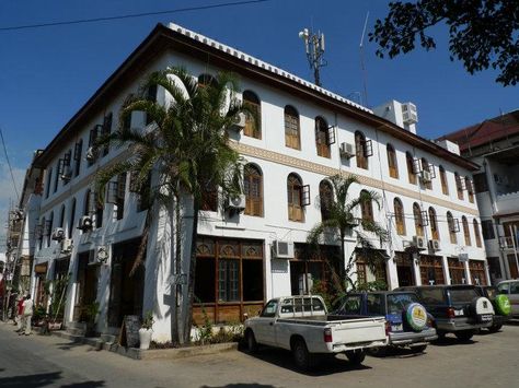 Zanzibar Architecture, Kenyan Architecture, Tanzania Architecture, Swahili Architecture, Swahili Culture, Architecture Traditional, African Architecture, African American Artwork, Stone Town