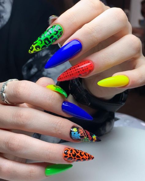 Green Orange Nails, Yellow Fingernails, Red Toe Nails, Black White Nails, Nails Green, Green Yellow Blue, Acrylic Nails Coffin Pink, Orange Nails, Acrylic Nails Coffin