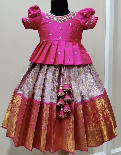 Pattu Pavadai Kids, Pavadai Sattai Designs, Pattu Pavadai Designs, Baby Lehenga, Indian Dresses For Kids, Pattu Langa, Pattu Pavadai, Simple Frock Design, Kids Dress Collection