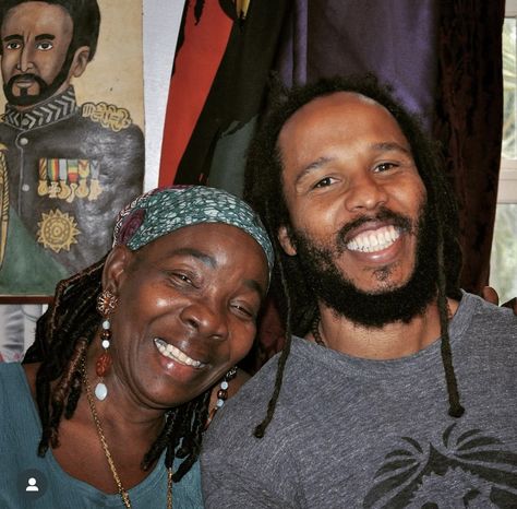 Lion Eyes, Ziggy Marley, Marley Family, Bob Marley Pictures, Nesta Marley, The Wailers, Mother Son, Family First, Family Affair