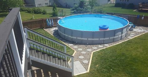 For a couple hundred dollars and a few weekends of your time, turn your ordinary outdoor pool into an outdoor oasis! [media_id:3435149] We already had an area f… Timber House Plans, Solar Pool Heater Diy, Landscape Design Software, Solar Pool Heater, Landscape Timbers, Garden Diy Ideas, Intex Pool, Solar Pool, Pool Heater