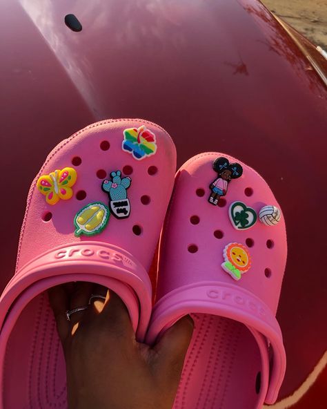 Hot Pink Crocs, Croc Ideas, White Crocs, Pink Crocs, Crocs Fashion, Sports Outfits, Shoe Inspo, Lemon Pepper, Croc Charms