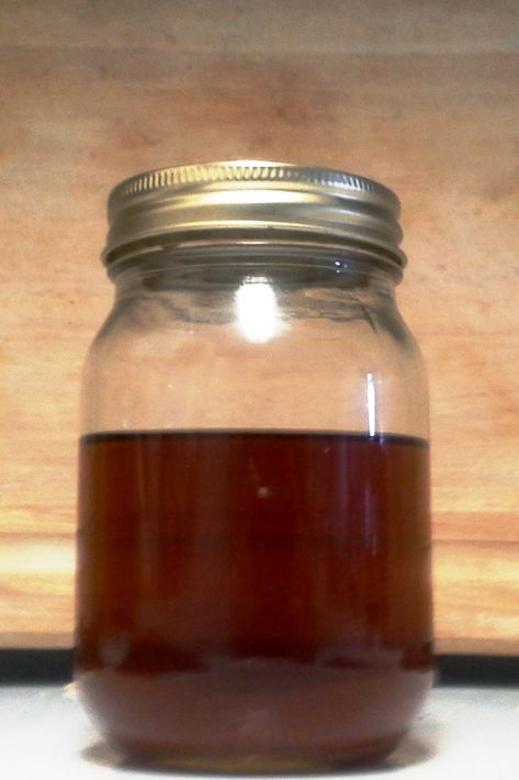 Clove Oil Mouthwash Diy, Clove And Coconut Oil Toothpaste, Diy Mouthwash With Cloves, Clove Toothpaste Diy, Herbal Mouthwash Recipe, Home Made Mouthwash, Clove Mouthwash Recipe, Clove Mouthwash Benefits, Clove Water Mouthwash