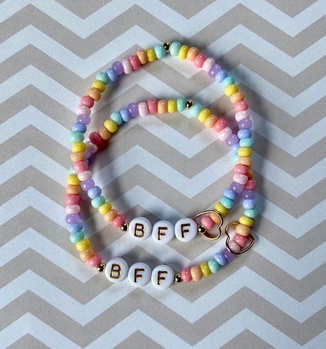 Bracelets Bff, Bracelet Bff, Bff Bracelet, Bracelet Name, Clay Bead Necklace, Bracelet Matching, Bff Bracelets, Best Friend Bracelets, Diy Friendship Bracelets Patterns