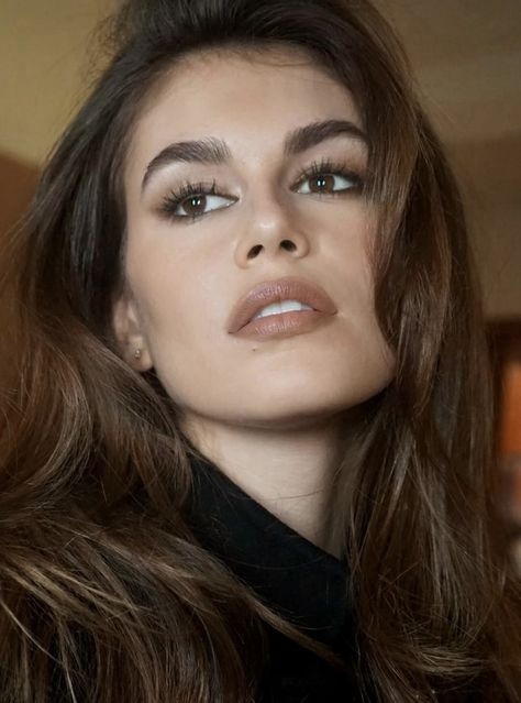 Kai Gerber Hair, Cindy Crawford Daughter, Kaia Jordan Gerber, Kaia Gerber Style, Happiest Of Birthdays, Denise Richards, Kaia Gerber, Fall Makeup, Makeup Goals