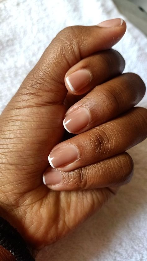 Short Gel Nails On Dark Skin, Simple Nails On Dark Skin, Simple Nails Dark Skin, Minimalist Nails Dark Skin, French Manicure Dark Skin, Wedding Nails Dark Skin, Short Nails For Dark Skin, French Nails Dark Skin, French Tip Nails Dark Skin