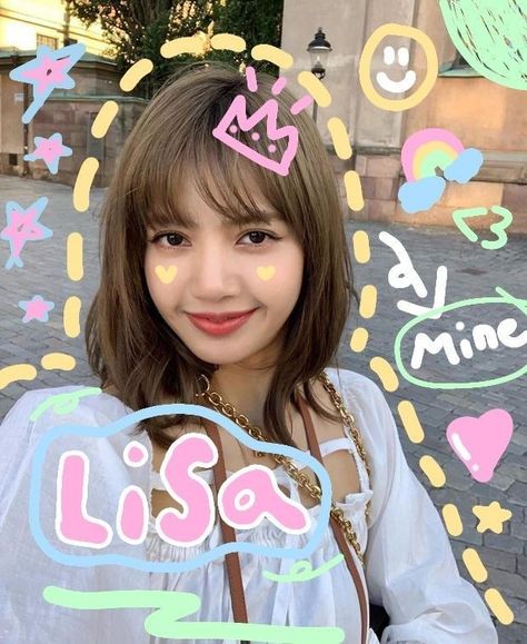 Lisa Blackpink Cute, Rose And Lisa, Black Pink Lisa, Lisa Blackpink Icon, Cute Lisa, Jayne Matthews, Lisa Cute, Blackpink Cute, Lisa Pink