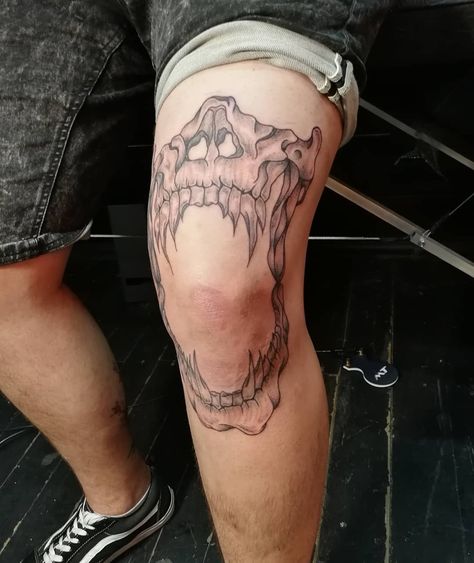 Jaw On Knee Tattoo, Mouth Knee Tattoo, Skull Knee Tattoo, Dallas Tattoo, Sick Tattoos, Knee Tattoos, Full Leg Tattoos, Sick Tattoo, Knee Tattoo