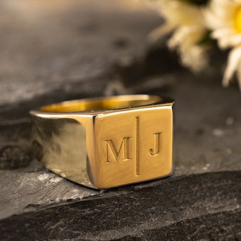 Double Initial Signet Ring Engraved Initials Ring Family - Etsy Jewelry Design Store, Christmas Diamonds, Lord Balaji, Signet Ring Men, Engraved Initials, Mens Gold Rings, Men Gifts, Ring Men, Initial Ring