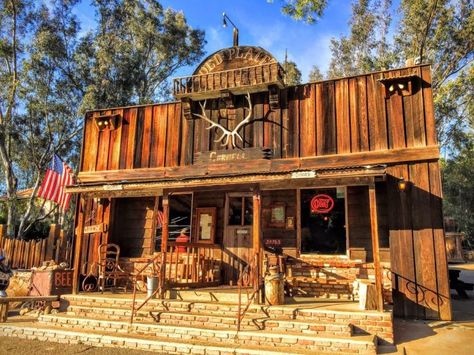 For scrumptious food in a rustic setting, nothing beats this old-timey place in the heart of SoCal. Old Western Towns, Western Bar, Rustic Photography, Rustic Apartment, Rustic Office, Rustic Kitchen Cabinets, Western Restaurant, Rustic Restaurant, Rustic Background