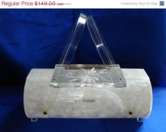 Lucite Purse, Diva Style, Unique Purses, Vintage Purses, Vintage Life, Vintage Lucite, Purse Styles, Black Purses, Retro Chic