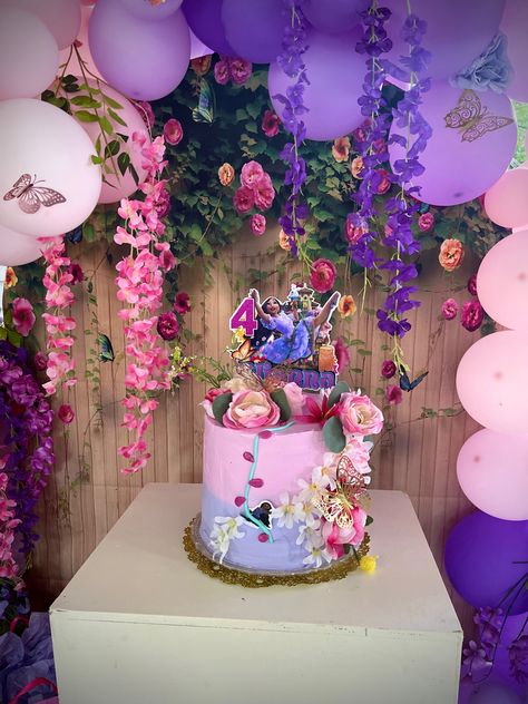 Isabela Birthday Party Decorations, Isabella Room Encanto, Isabella Themed Birthday Party, Isabela Madrigal Cake, Isabella Birthday Party Encanto, Encanto First Birthday, Isabella Encanto Party Ideas, Encanto Birthday Decor, Encanto Birthday Party Decorations