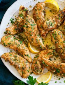 Easy Chicken Tenderloin Recipes, Chicken Strip Recipes, Chicken Lemon, Chicken Tenderloin, Chicken Tenderloin Recipes, Recipe Using Chicken, Lemon Butter Chicken, Seared Chicken Breast, Chicken Entrees