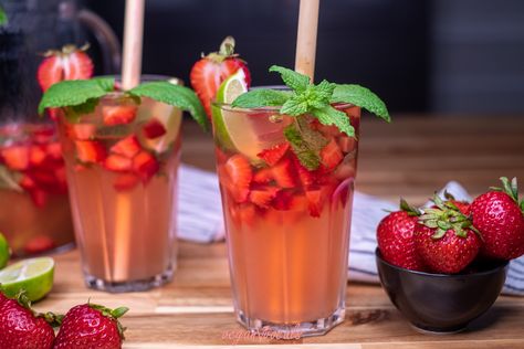 The Best Strawberry Mojito Pitcher - veganvvocals.com Strawberry Mojito Pitcher, Watermelon Shots, Mojito Pitcher, Soda Crush, Hair Nutrients, Strawberry Mojito, Irish Cream Liqueur, Vegan Bbq, Mojito Recipe