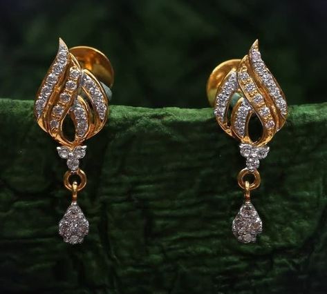 Light Weight Gold Latkan Earrings | Latest Designs - K4 Fashion Outlet Drawer, Small Earrings Gold, Gold Earrings Indian, Simple Gold Earrings, Antique Gold Earrings, New Gold Jewellery Designs, Gold Earrings Models, Diamond Earrings Design, Gold Jewelry Simple Necklace