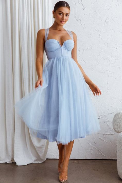 Party Style Lost For Words, Tulle Midi Dress, Midi Dress Blue, Yellow Bridesmaids, Veil Hairstyles, Lace Bodycon Dress, Blue Bridesmaids, Date Night Dresses, Basic Dress