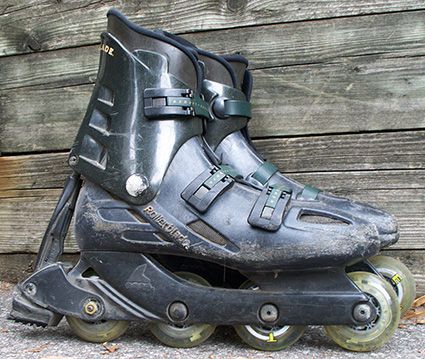 Inline Skates – The Best HIIT Training Tool? Click through to see how...    My beloved Rollerblade Bravoblade GLX inline skates have carried me thousands of miles over the last 20 years - and they're STILL one of my favorite fitness & exercise aids! Skate 3, Cardio Boxing, Inline Skates, Getting Back In Shape, Inline Skate, Hiit Training, Inline Skating, Help Losing Weight, High Intensity Interval Training