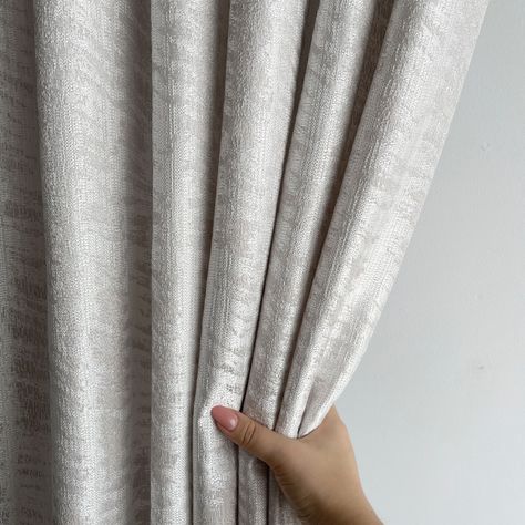 Neutral Curtain, Curtain Fabric Texture, Patterned Bedroom, Glam Curtains, Luxury Drapery, Taupe Curtains, Curtains Luxury, Fabric Texture Pattern, Modern Drape