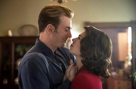 Endgame dancing scene Captain America Peggy Carter, Captain America Peggy, Captain America Drawing, Steve Rogers Aesthetic, Captain America Aesthetic, Captain America Comic Art, Captain America Wallpaper, Captain America Comic, Steve Rogers Captain America