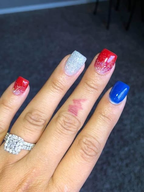 July Dip Powder Nails, Memorial Day Nail Ideas, July Dip Nails, 4th Of July Dip Nails, Dip Nails 2023, July Nails 2023, July Nails Ideas, Memorial Day Nails, Nails July