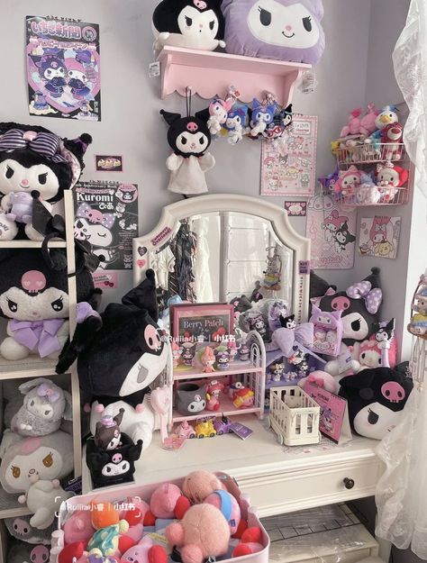 Kuromi Room, Emo Room, Sanrio Room, Powerpuff Girls Wallpaper, Kawaii Room Decor, Bracelets Handmade Diy, Kawaii Room, Pink Vibes, Hello Kitty Items