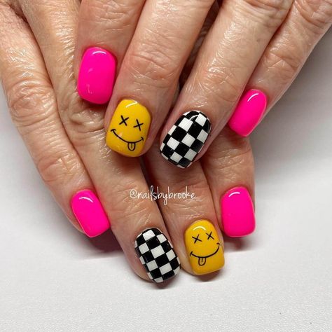 Electric Pink Nails, Neon Pink Nail Designs, Neon Pink And Black Nails, Vibrant Pink Nails, Neon Pink Nails Art, Neon Pink Nail, Pink Black Nails, Sports Nails, Face Nails