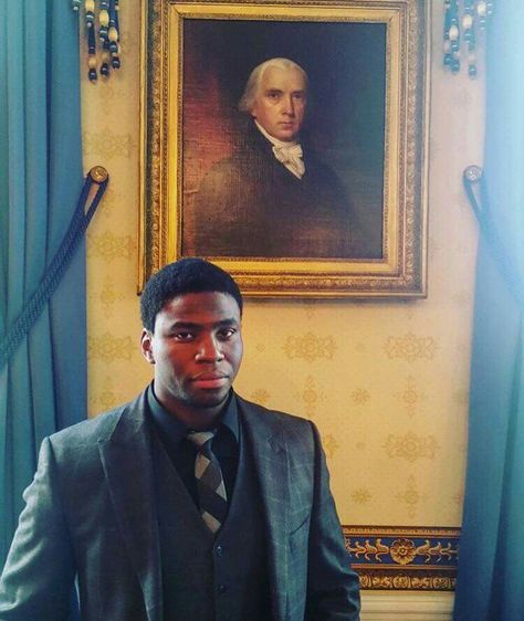 Hamilton: Okieriete “Oak” Onaodowan (a.k.a. Act I: "Hercules Mulligan" / Act II: "James Madison") with White House portrait of President James Madison. Hercules Mulligan, Cast Of Hamilton, James Maddison, Hamilton Memes, Hamilton Musical, James Madison, Alexander Hamilton, Lin Manuel Miranda, Lin Manuel