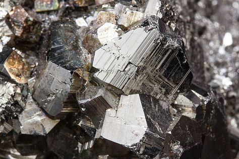 The name Pyrite comes from the Greek word "pyr" meaning "fire," and was named such because striking it with steel can even cause the sulfur in it to spark!. In early times, this sparking ability gave…  #pyrite #foolsgold #ironpyrite #crystalwind #crystalmeaning  #crystalhealing  #healingstones Pyrite Crystal Meaning, Iron Benefits, Fool’s Gold, Fools Gold, Earth Gift, Iron Pyrite, Pyrite Crystal, Fool Gold, Crystal Meanings