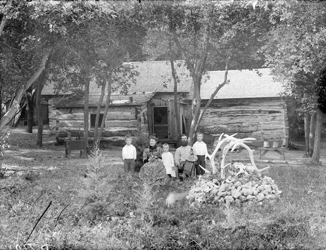 Circa 1892. Al Wise ranch near Callaway, one of the oldest settlers on the South Loup River. Wise was know to be a member of the I. P. "Print" Olive gang, Olive and his men became legnedary for hanging and burning the bodies of two homesteaders by the name of Mitchell and Ketchum, Wise claims not to have been with the party responsible for the hanging. Solomon D. Butcher - Nebraska State Historical Society, [Digital ID: nbhips 10024] http://www.loc.gov #American #History #Nebraska Cotton Plantations, Digital Story, Port Royal, Underground Railroad, African American History, Black American, Historical Photos, Old Pictures, American History