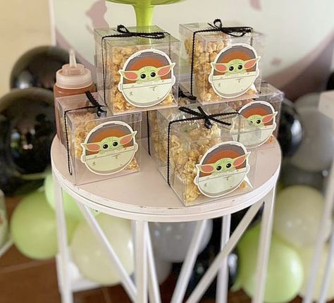 Baby Yoda Centerpieces Diy, Baby Yoda Birthday Party Ideas Girl, Grogu Baby Shower Theme, Baby Yoda Centerpieces, Baby Yoda Baby Shower Theme, Grogu Birthday Party, Baby Yoda Baby Shower Ideas, Baby Yoda Birthday Party Ideas, Baby Yoda Party