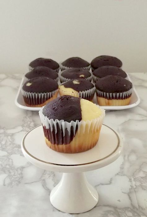 Marble Cupcake Recipe Easy, Marble Cupcake Recipe, Marble Cupcakes, Marble Decoration, Homemade Cupcake Recipes, Lemon Cupcake Recipe, Cupcake Recipes From Scratch, Cake Receipe, Crumb Recipe