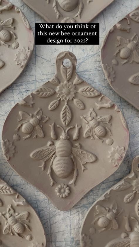 Ceramic Templates, Fimo Art, Ceramic Christmas Decorations, Clay Things, Pottery Tools, Pottery Classes, Ceramic Christmas, Garden Inspired, Shape And Form