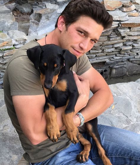 Daren Kagasoff, Attractive Guys, Tom Holland, American Actors, Puppy Love, Holland, Actors, Celebrities, Dogs