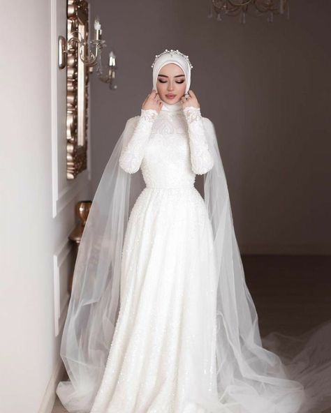 Niqabi Bride, Wedding Hijab Styles, Muslim Wedding Gown, Wedding Gown A Line, Baju Kahwin, Fesyen Islam, Muslimah Wedding Dress, Nikah Dress, Muslimah Wedding