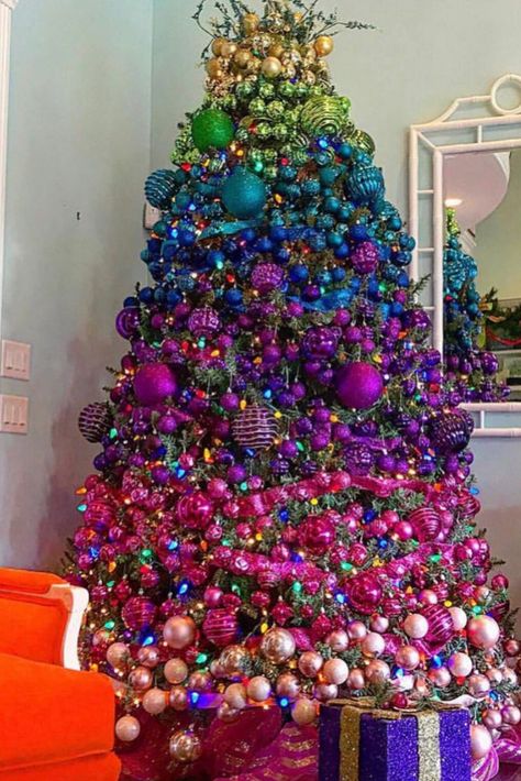 The Best Christmas tree ideas. Whether you love farmhouse, modern, rustic, elegant, simple or want something completely unique you are sure to find an idea here.  #christmastree Christmas Tree Inspiration Red And Gold, Christmas Tree Inspiration Simple, Colored Christmas Tree, Christmas Tree Toppers Unique, Best Christmas Tree Decorations, Rainbow Christmas Tree, Best Christmas Tree, Christmas Tree Decorating Themes, Rainbows Christmas