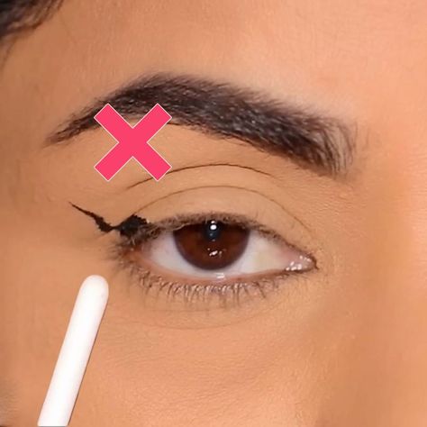 Eyeliner Hacks for Heavily Hooded Eyes! | eyeliner | Eyeliner Hacks for Heavily Hooded Eyes! | By Smitha Deepak | Facebook Smitha Deepak, Eyeliner Hacks, Eyes Eyeliner, Eye Liner Tricks, Hooded Eyes, Eyeliner, Eye Makeup, Makeup, Make Up